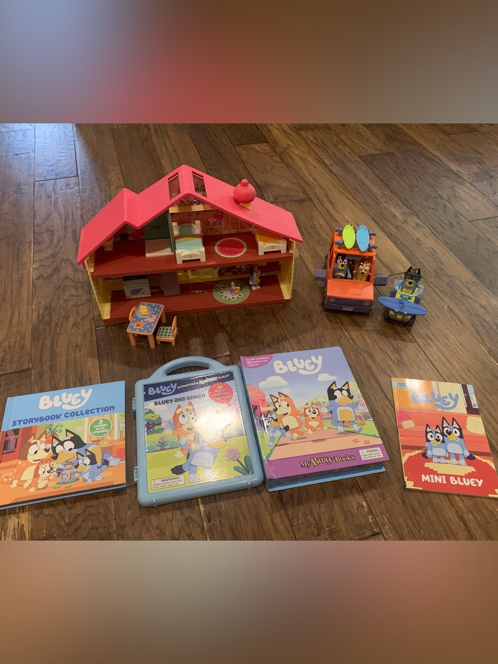 Bluey Toy and Book Lot. Willing to Separate.